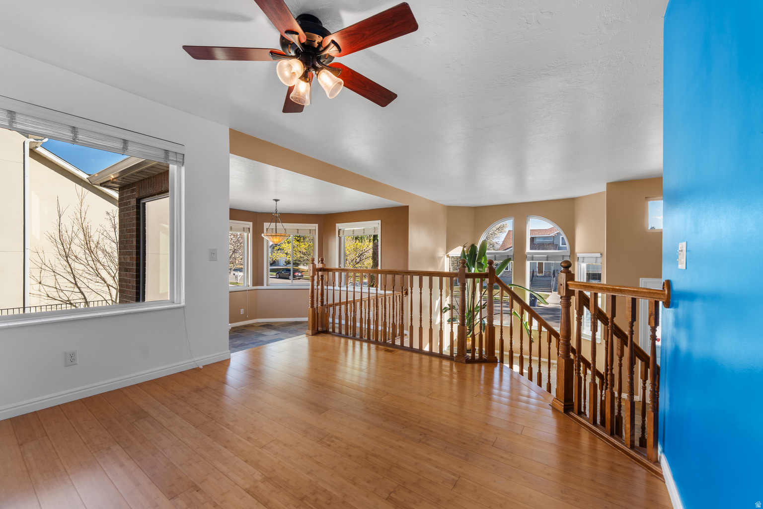 1447 E EDGECLIFF DR, Sandy, UT, 84092