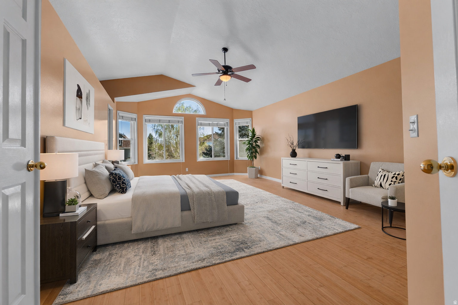 1447 E EDGECLIFF DR, Sandy, UT, 84092