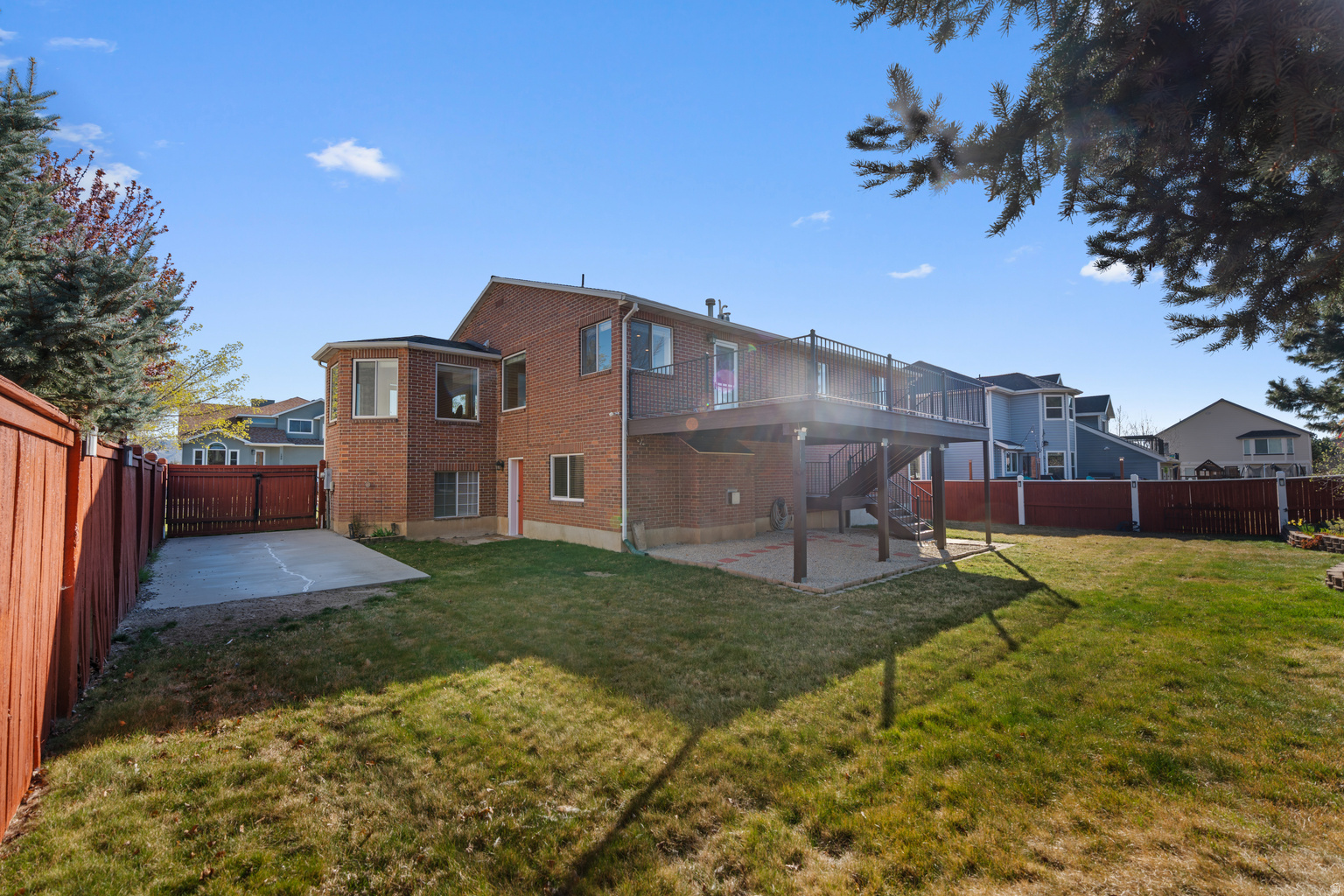 1447 E EDGECLIFF DR, Sandy, UT, 84092