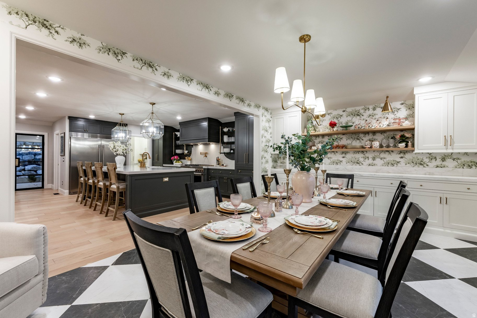 4605 S LEDGEMONT DR E, Salt  Lake  City, UT, 84124