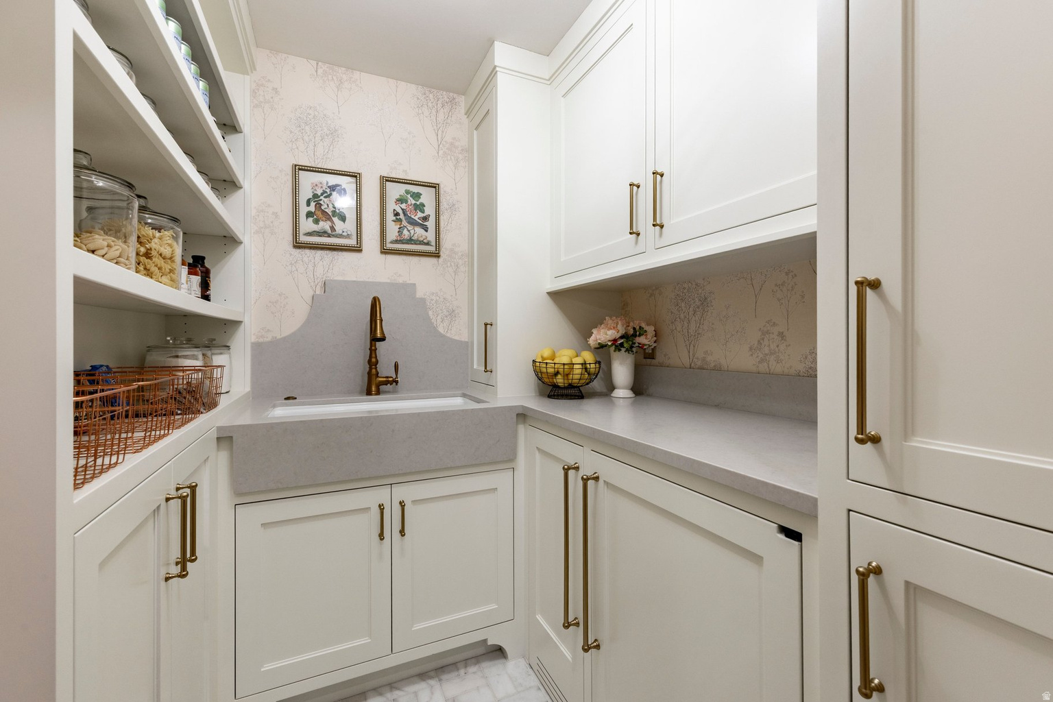 4605 S LEDGEMONT DR E, Salt  Lake  City, UT, 84124