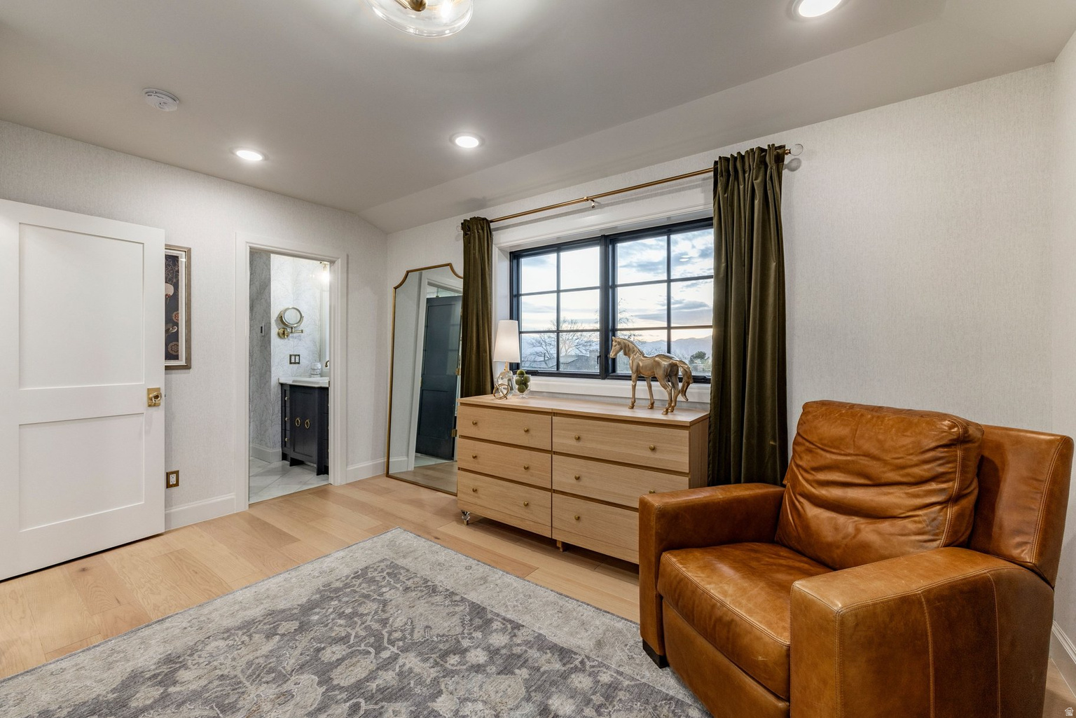 4605 S LEDGEMONT DR E, Salt  Lake  City, UT, 84124