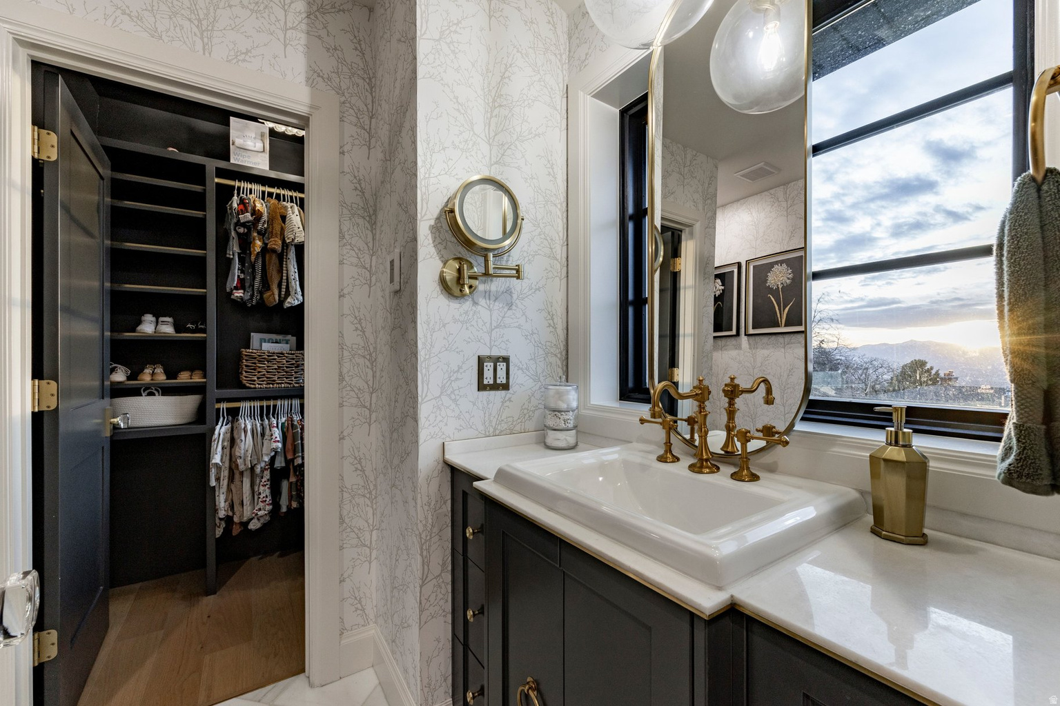 4605 S LEDGEMONT DR E, Salt  Lake  City, UT, 84124