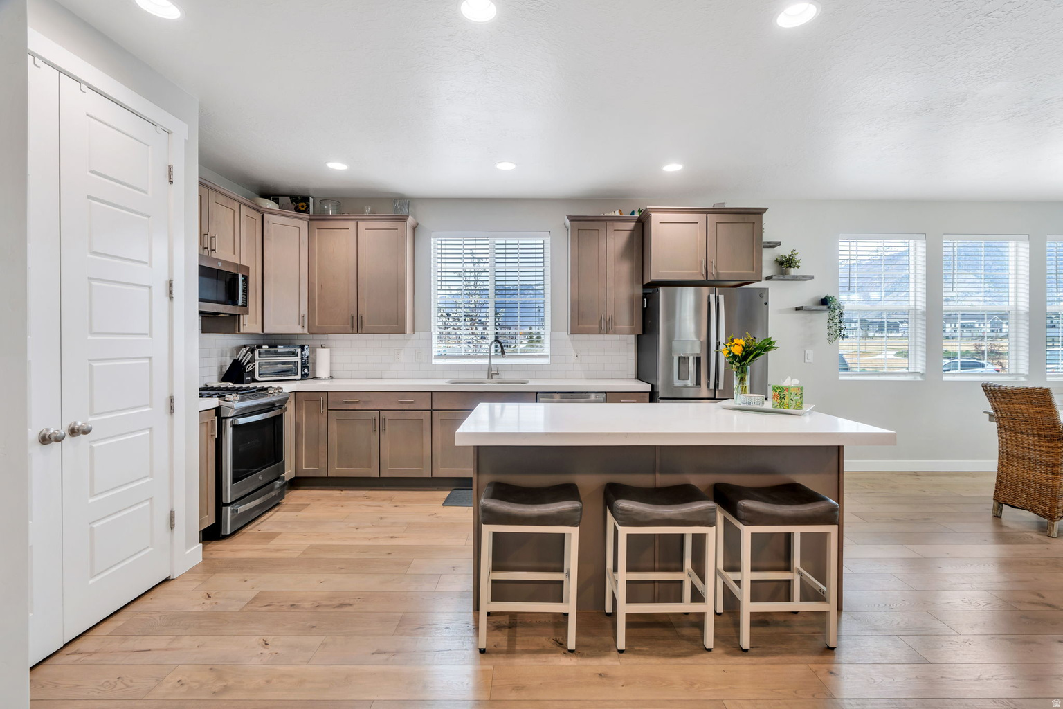 9874 N BEDFORD CT, Highland, UT, 84003