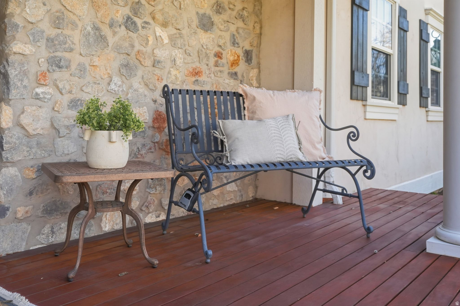 5088 S WANDER LN, Holladay, UT, 84117