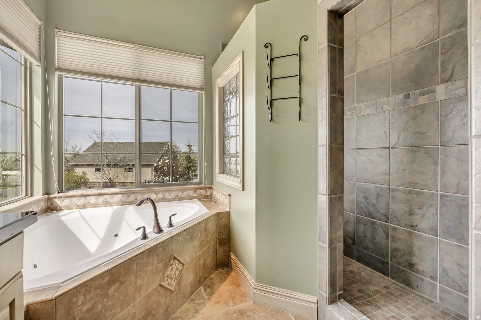 1653 E PEAR ORCHARD CT, Draper, UT, 84020