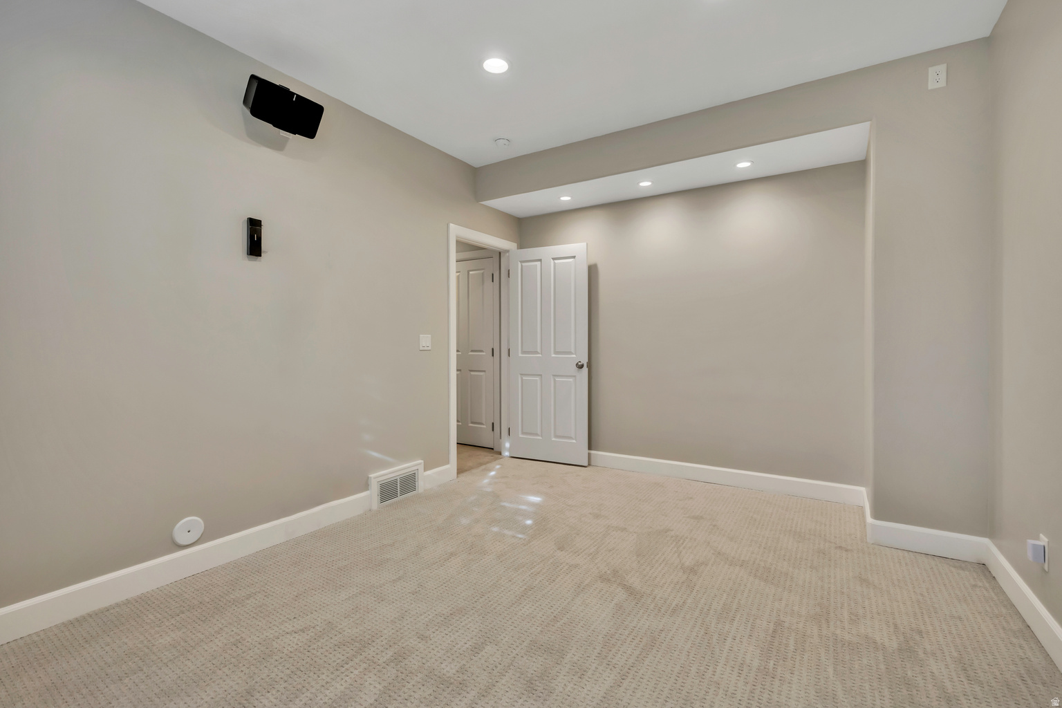 1714 E RACHELWOOD LN, Holladay, UT, 84124