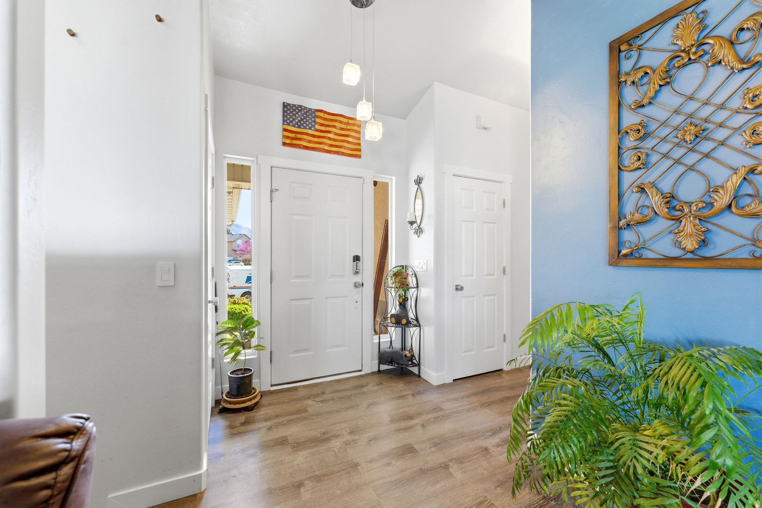 10218 S SANDY WILLOWS CV, Sandy, UT, 84070