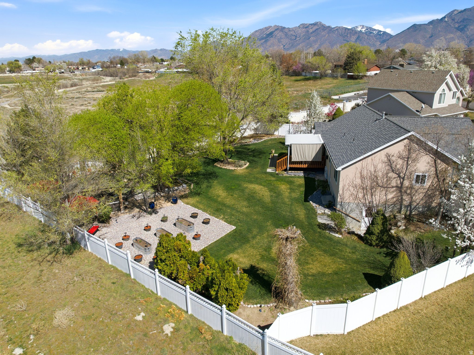 10218 S SANDY WILLOWS CV, Sandy, UT, 84070