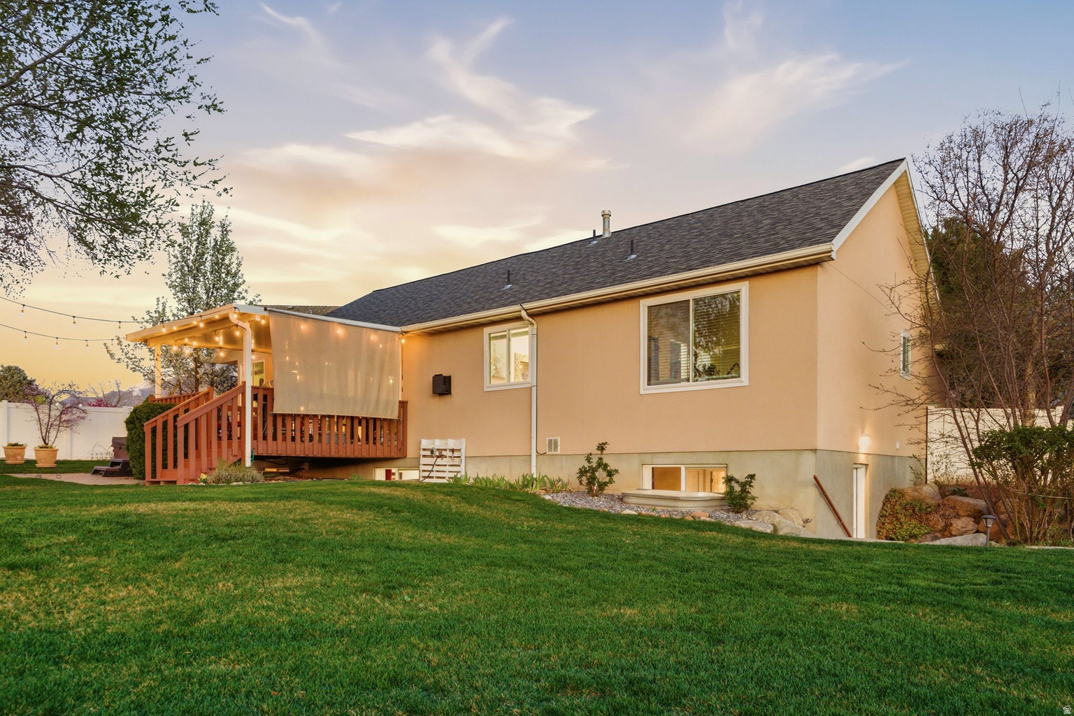 10218 S SANDY WILLOWS CV, Sandy, UT, 84070