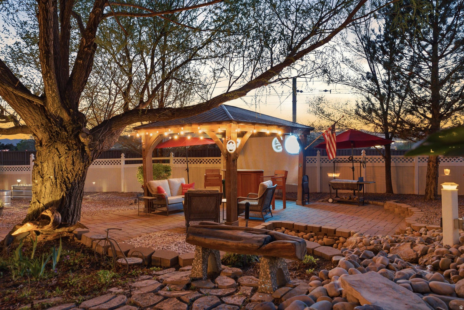 10218 S SANDY WILLOWS CV, Sandy, UT, 84070