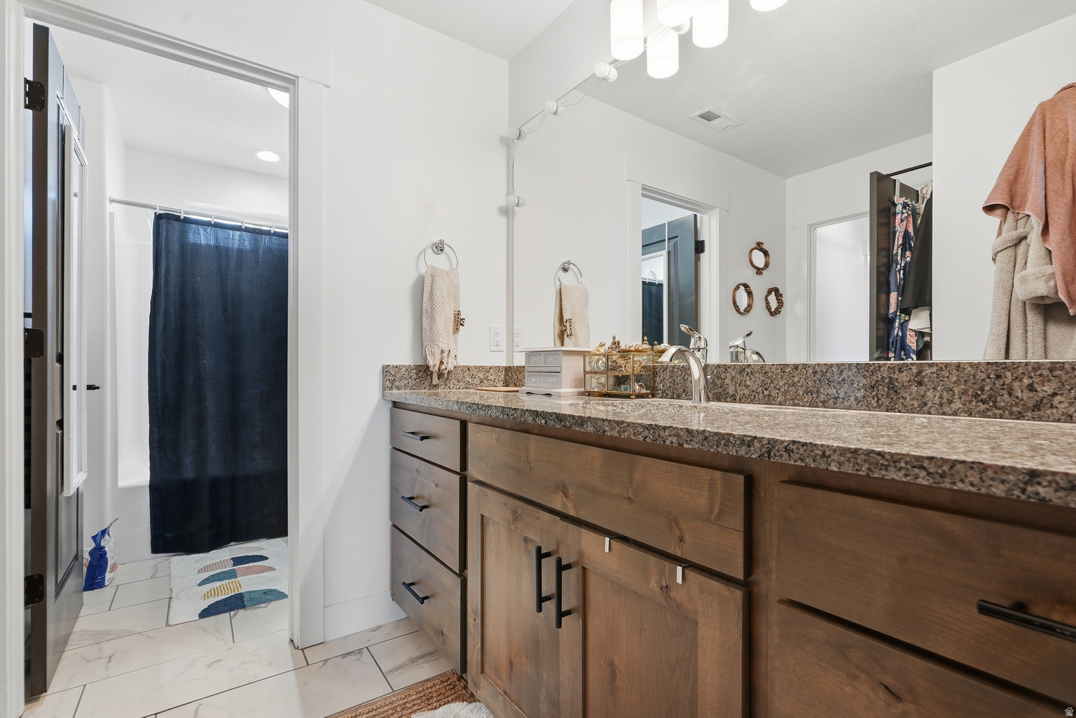 1027 W SEASONS VIEW CT, Lehi, UT, 84048