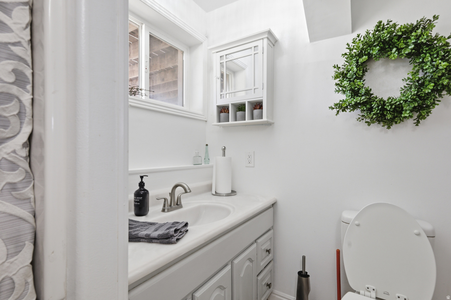 830 N STONE RD, Snowville, UT, 84336