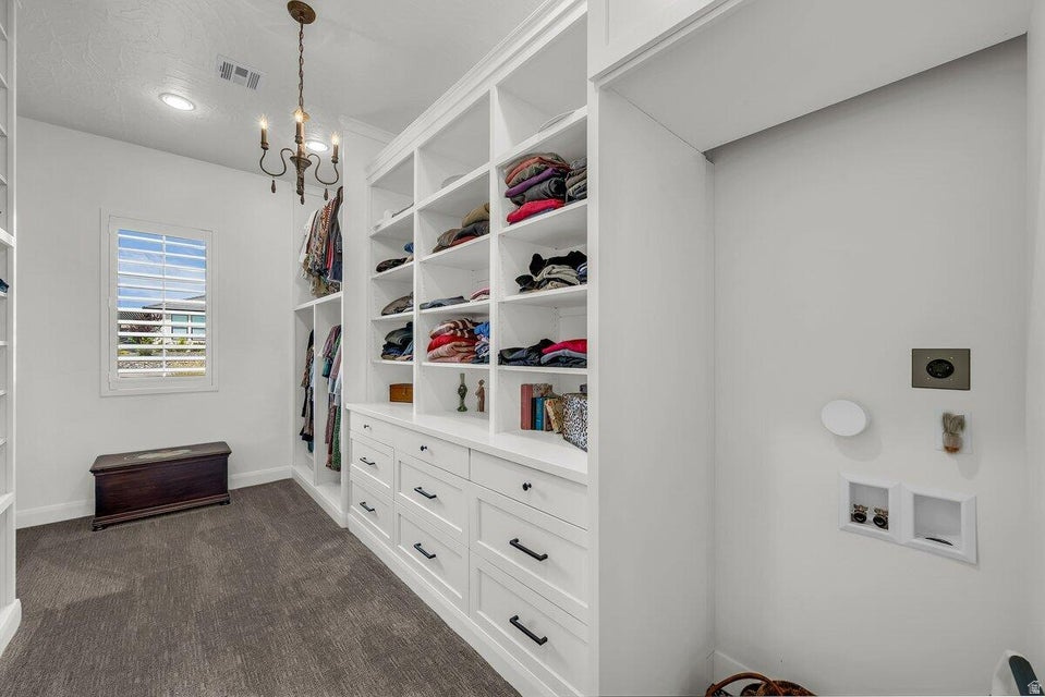 1398 E DELLCORERO DR, St.  George, UT, 84770