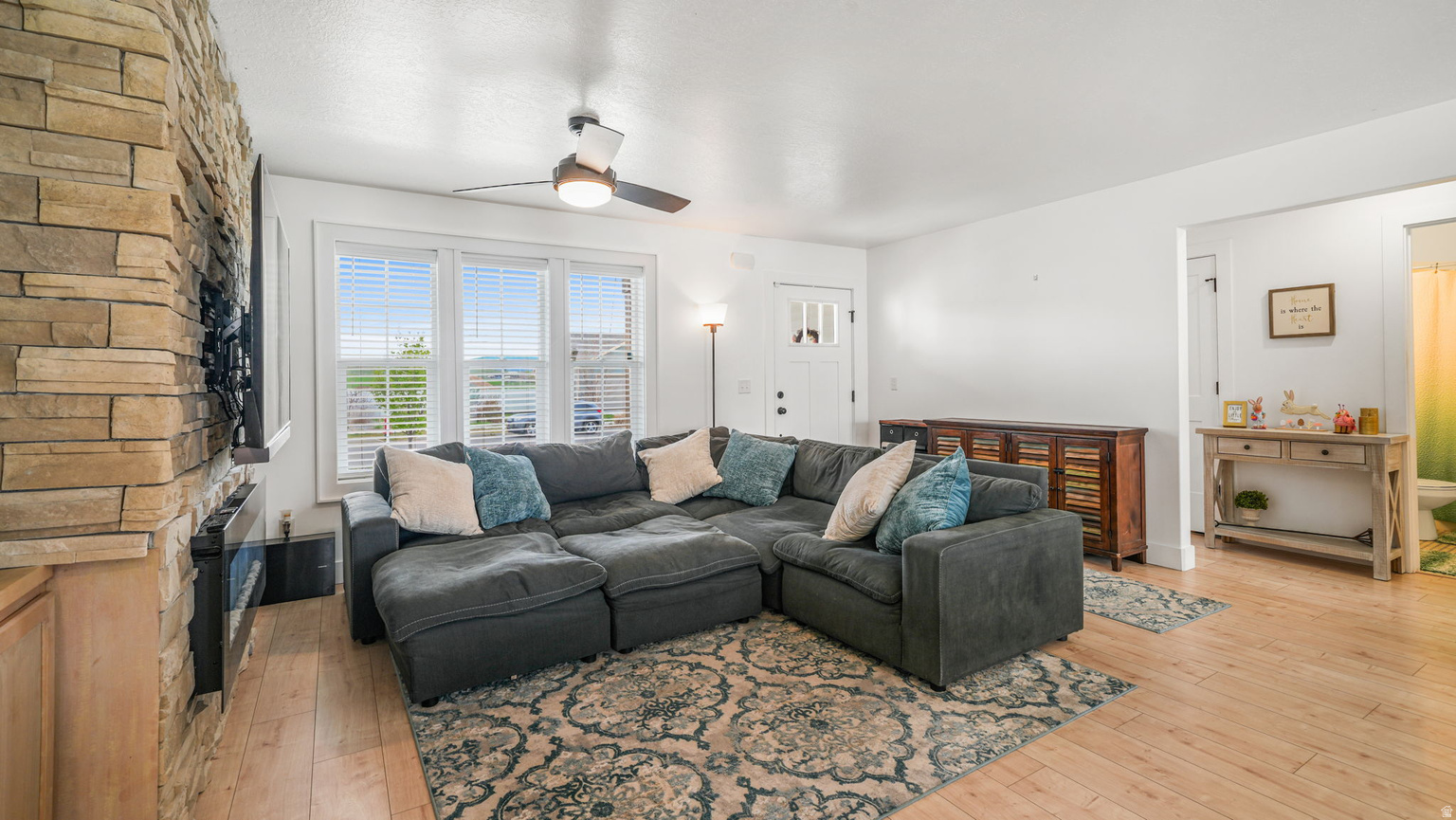 1269 E 500 S, Hyrum, UT, 84319