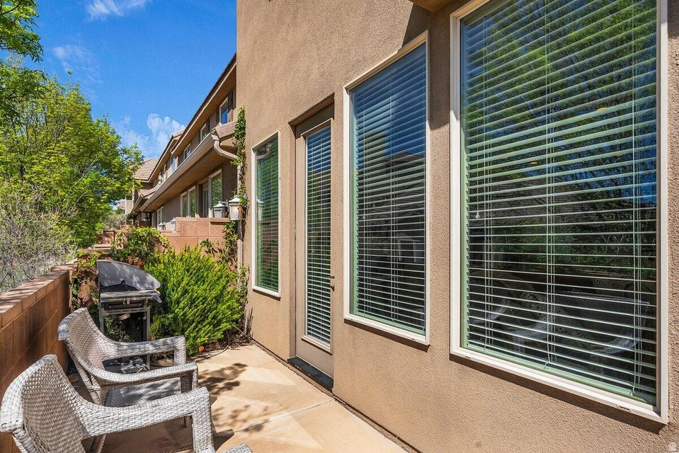 4222 E TORREY PINES DR, Washington, UT, 84780