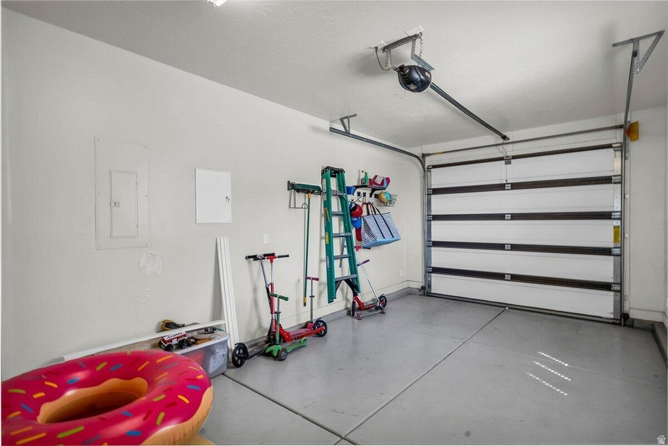 4222 E TORREY PINES DR, Washington, UT, 84780