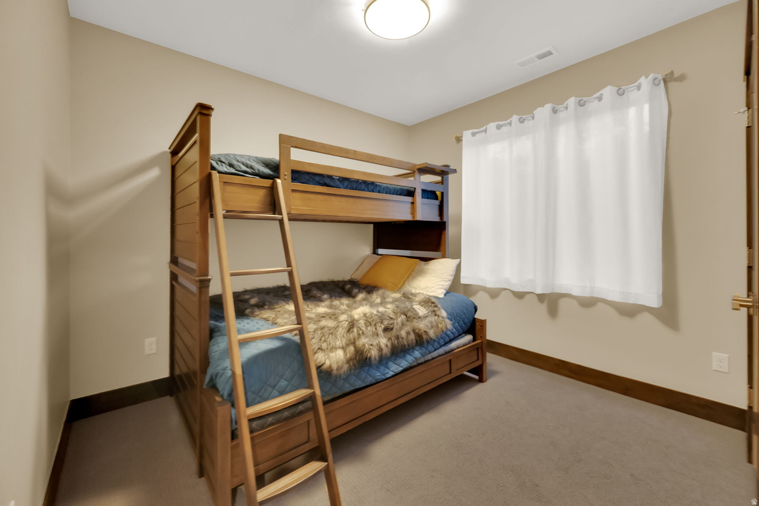 6357 E 820 S, Huntsville, UT, 84317