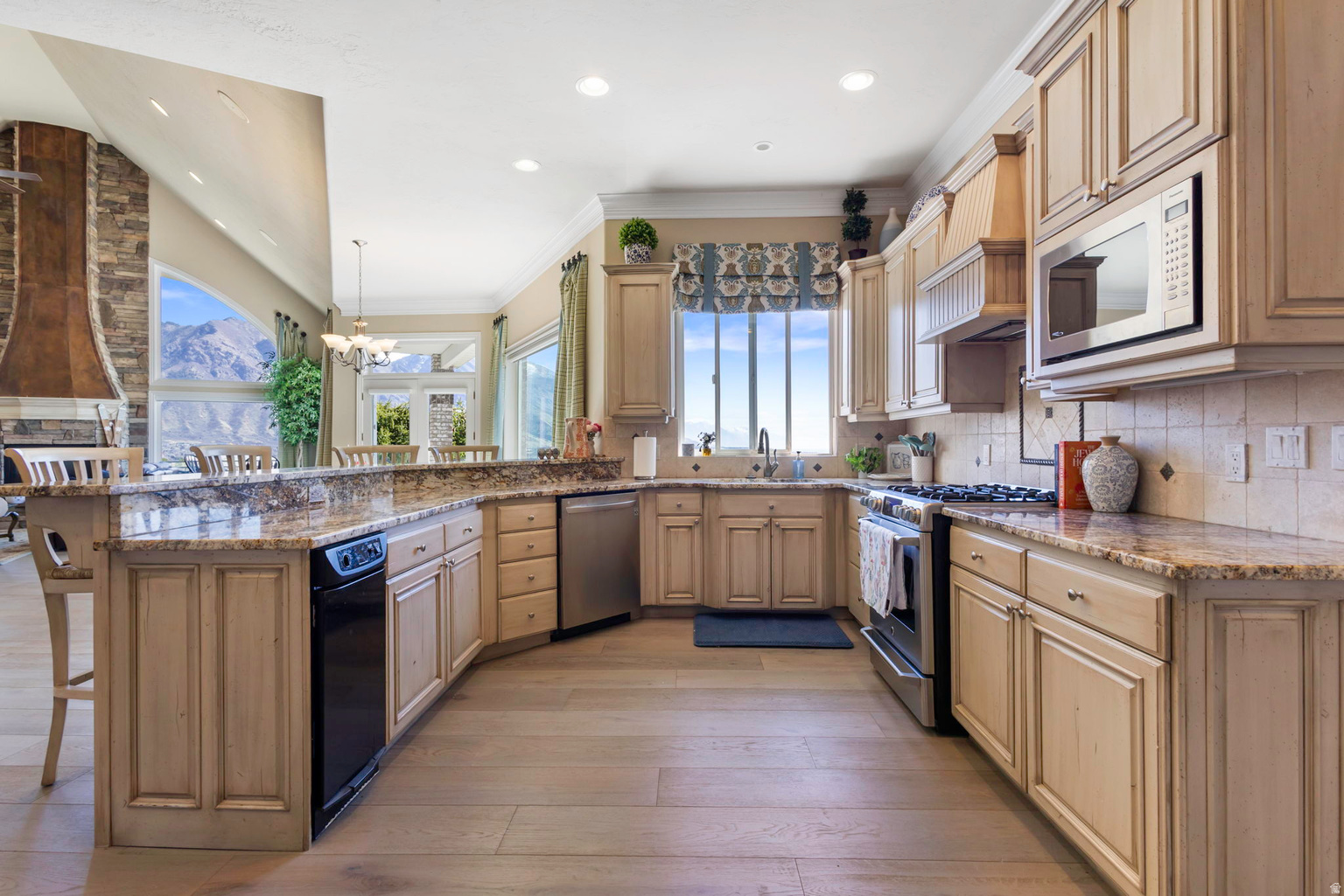 684 N SUMMIT WAY, Alpine, UT, 84004