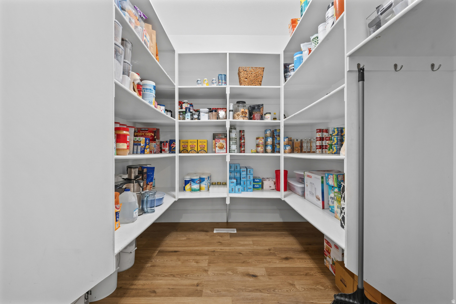 2602 N 2300 E, North  Logan, UT, 84341