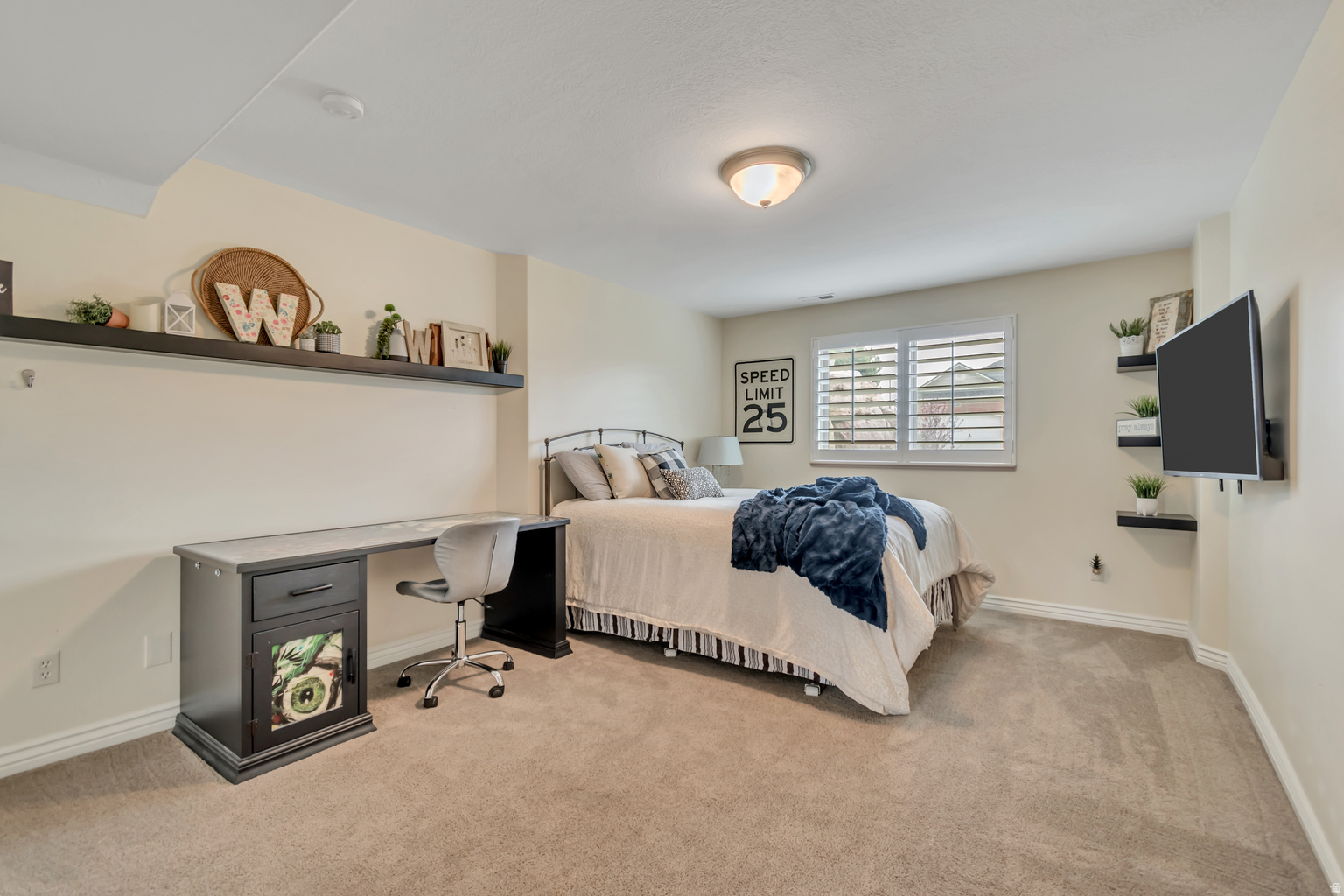 1810 N 1725 W, Farr  West, UT, 84404