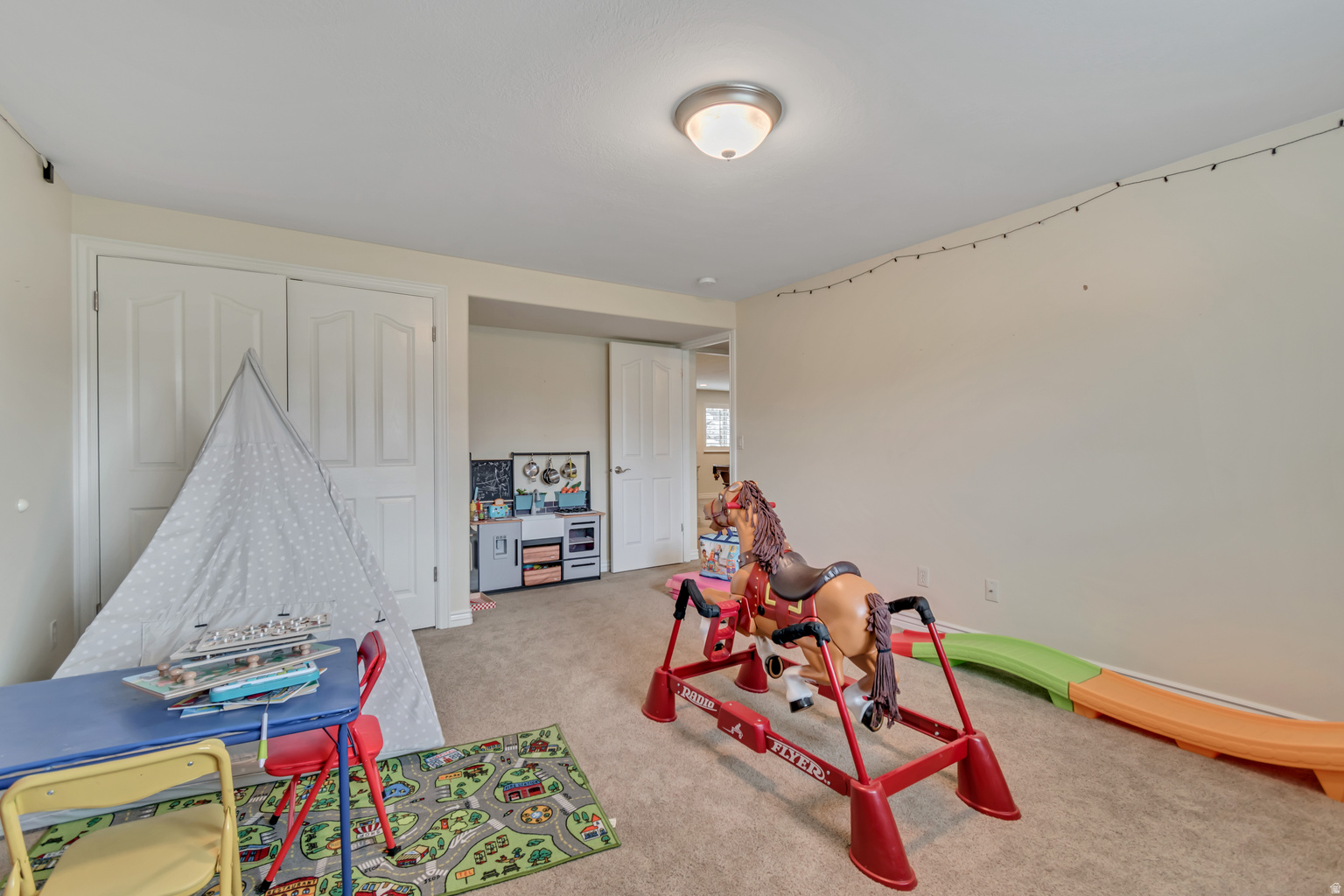 1810 N 1725 W, Farr  West, UT, 84404