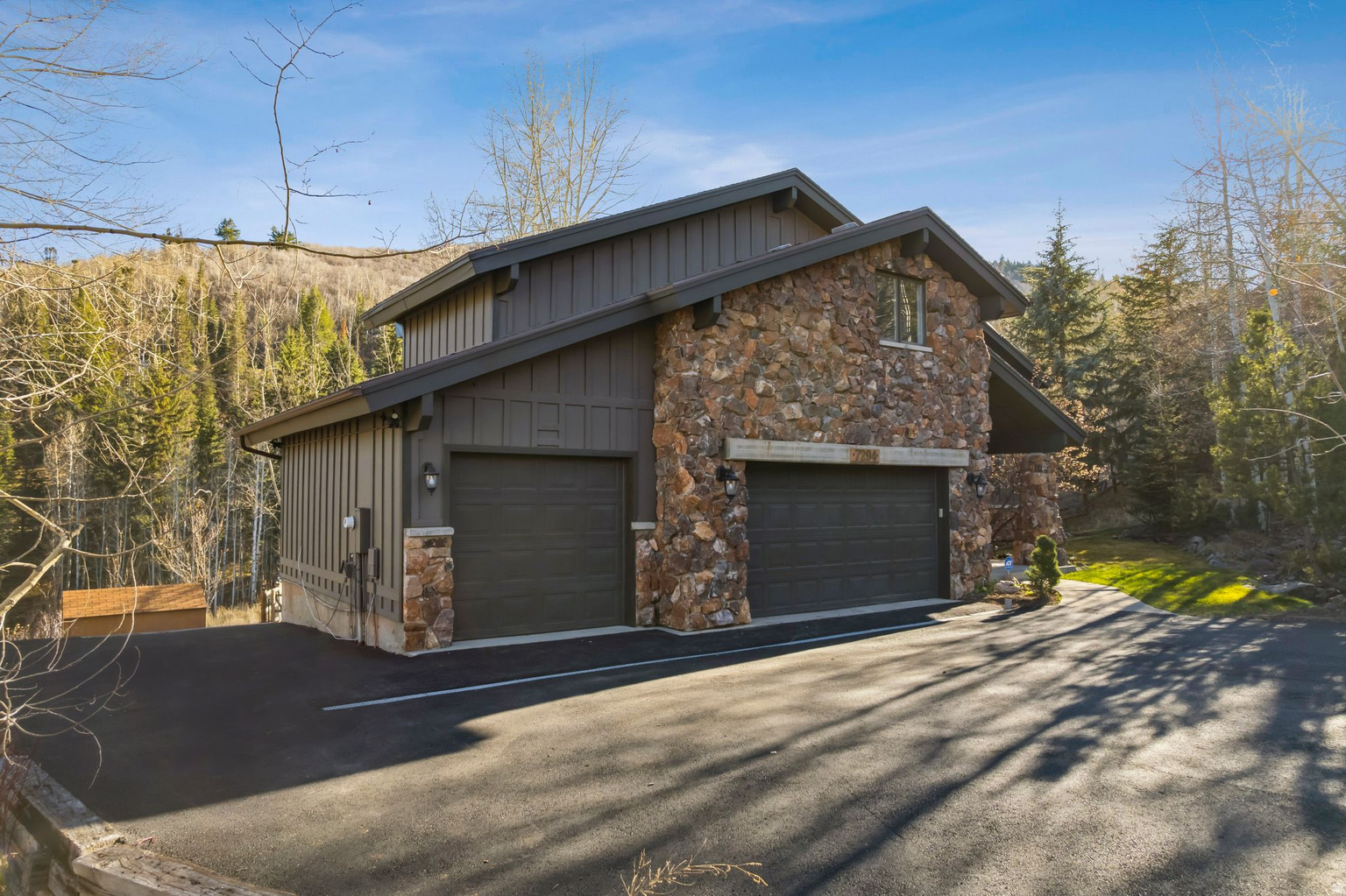 7294 N PINEBROOK RD, Park  City, UT, 84098