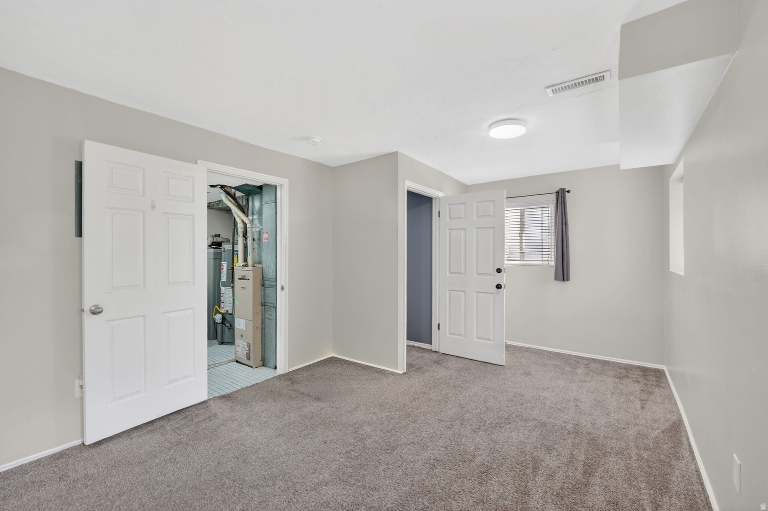 8127 S CREEKWOOD DR, West  Jordan, UT, 84088