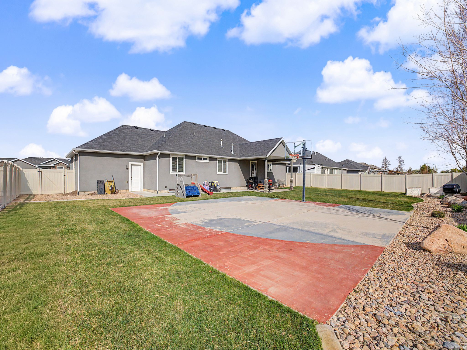 813 S 270 E, Nephi, UT, 84648