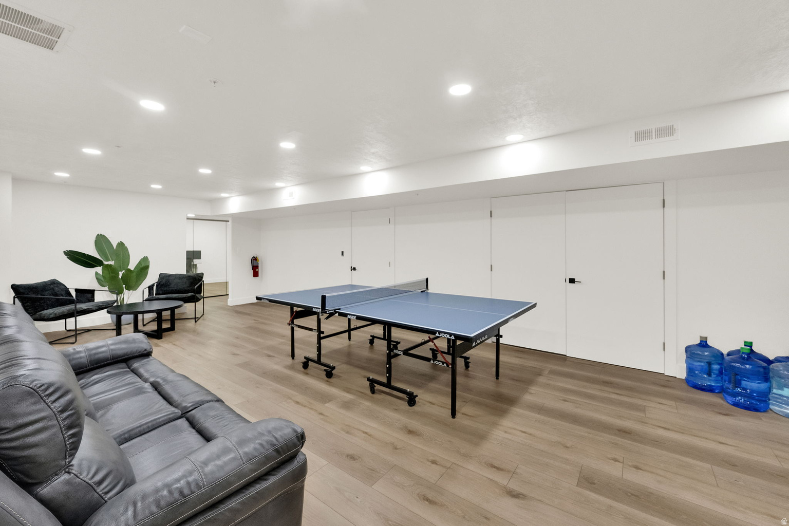 10885 S STATE ST, Sandy, UT, 84070