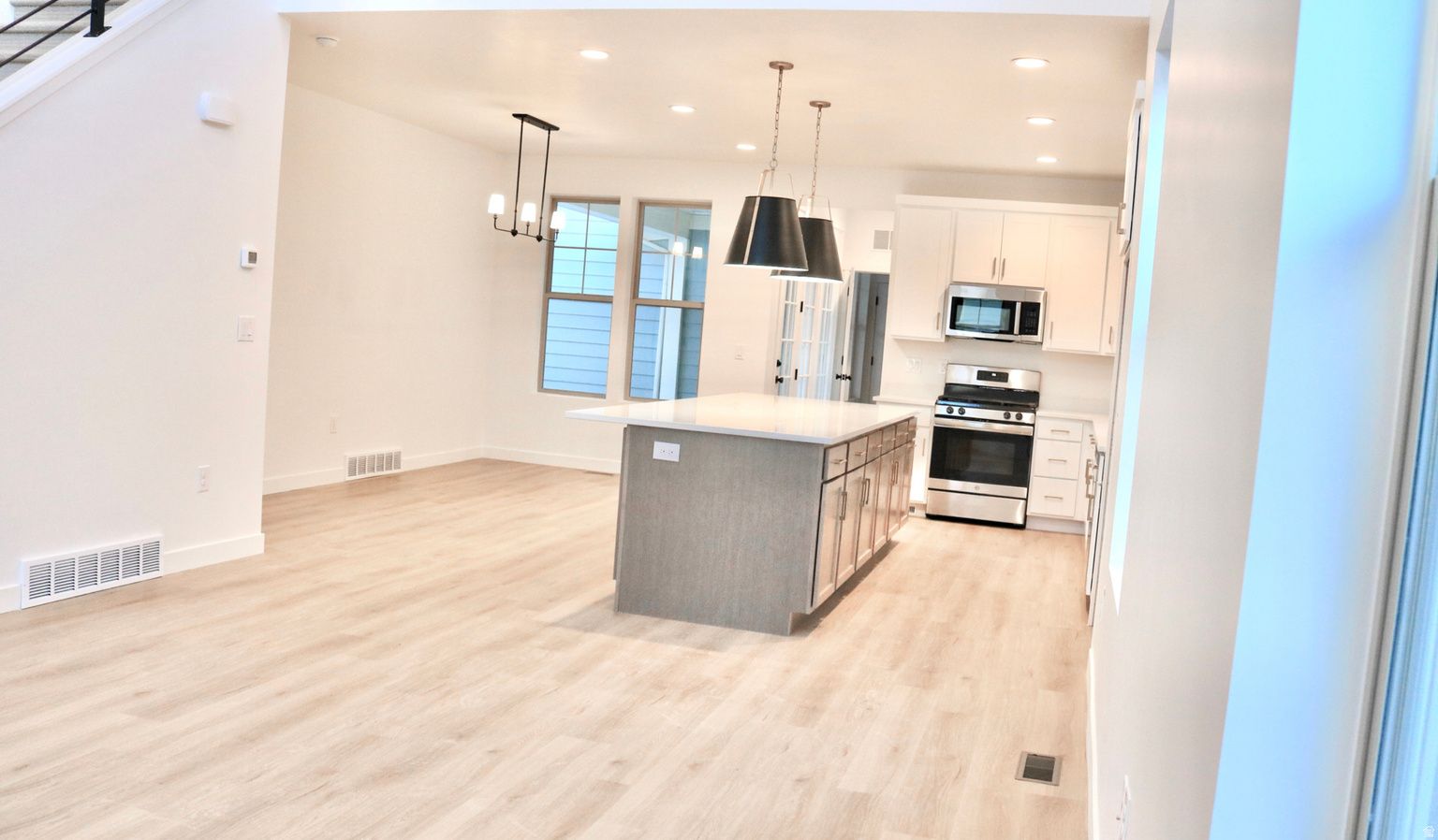 6847 W RIPPLE RD, South  Jordan, UT, 84009