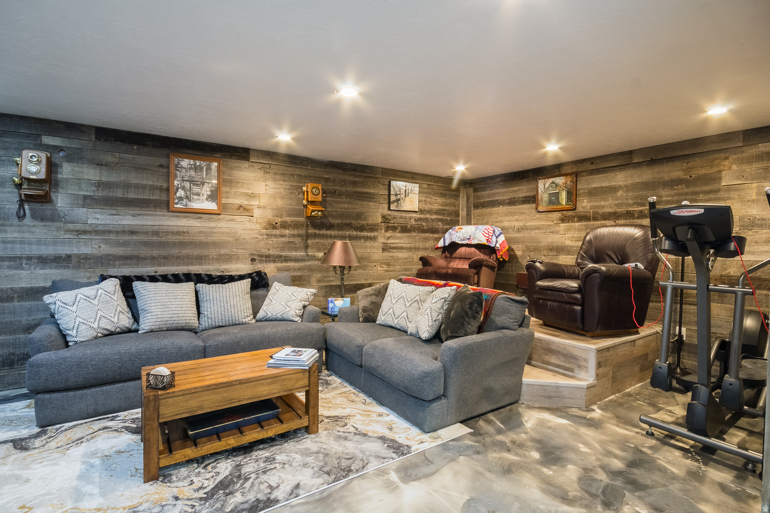 54 S IVIE, Roosevelt, UT, 84066