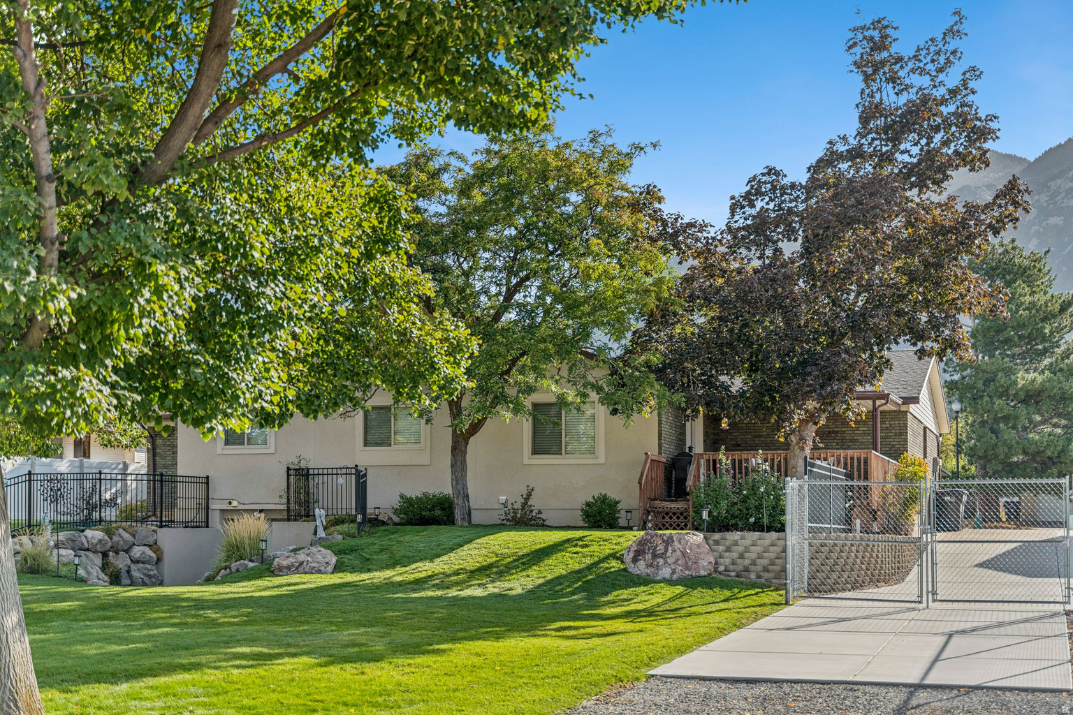 11404 S HIGH MESA DR, Sandy, UT, 84092