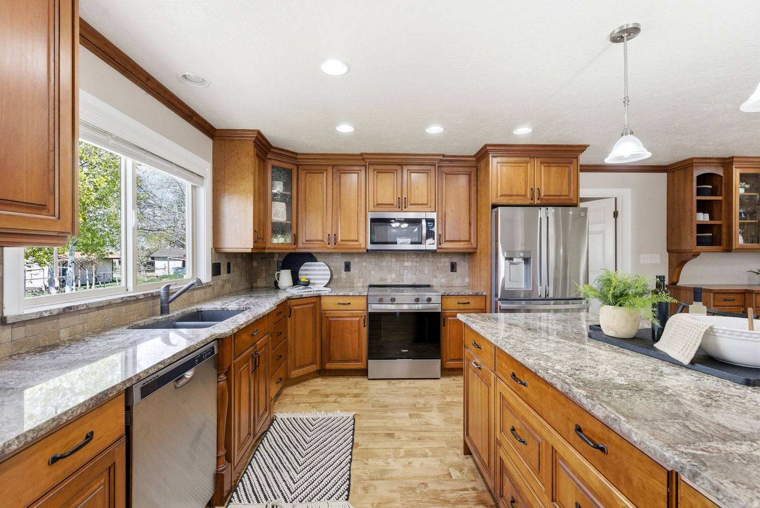 11404 S HIGH MESA DR, Sandy, UT, 84092