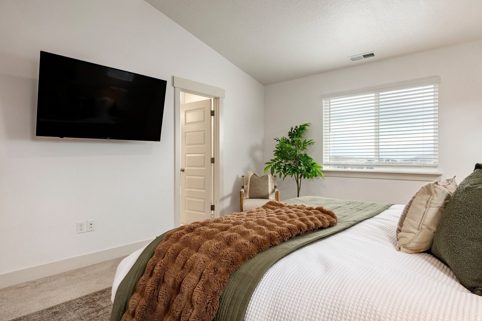 654 N BOSEMAN WAY, Saratoga  Springs, UT, 84045