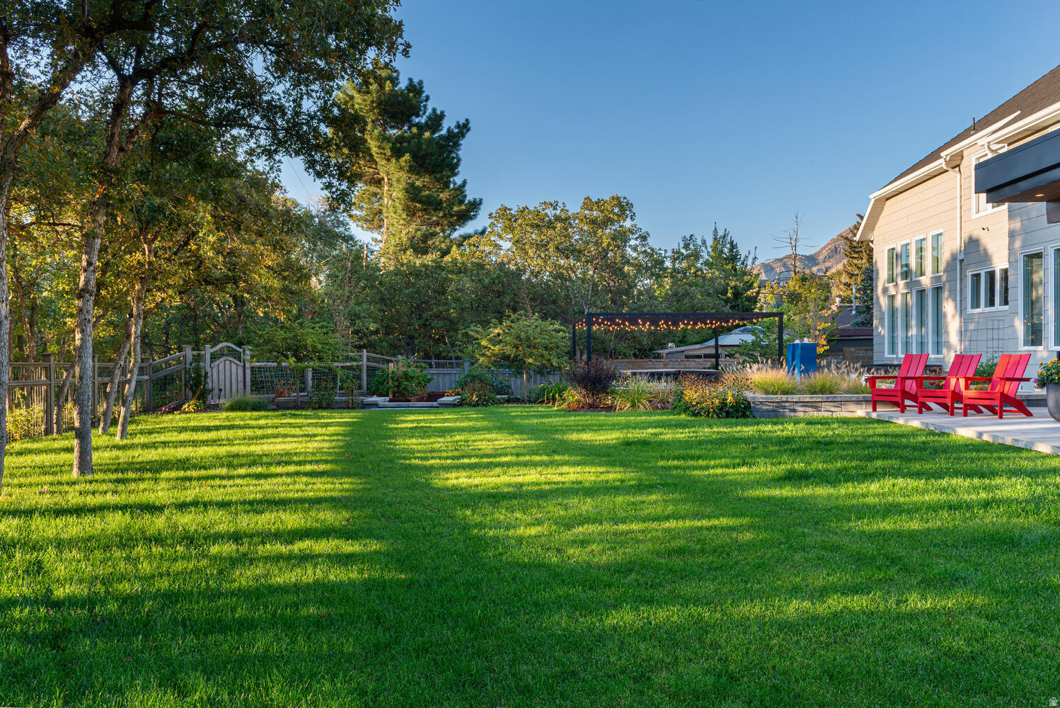 8364 S ETIENNE WAY, Sandy, UT, 84093