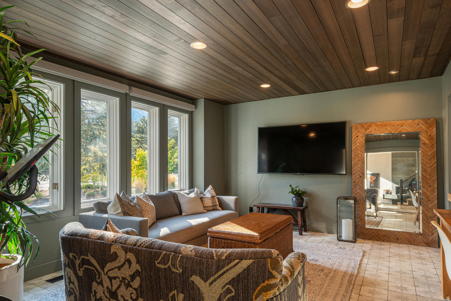 8364 S ETIENNE WAY, Sandy, UT, 84093