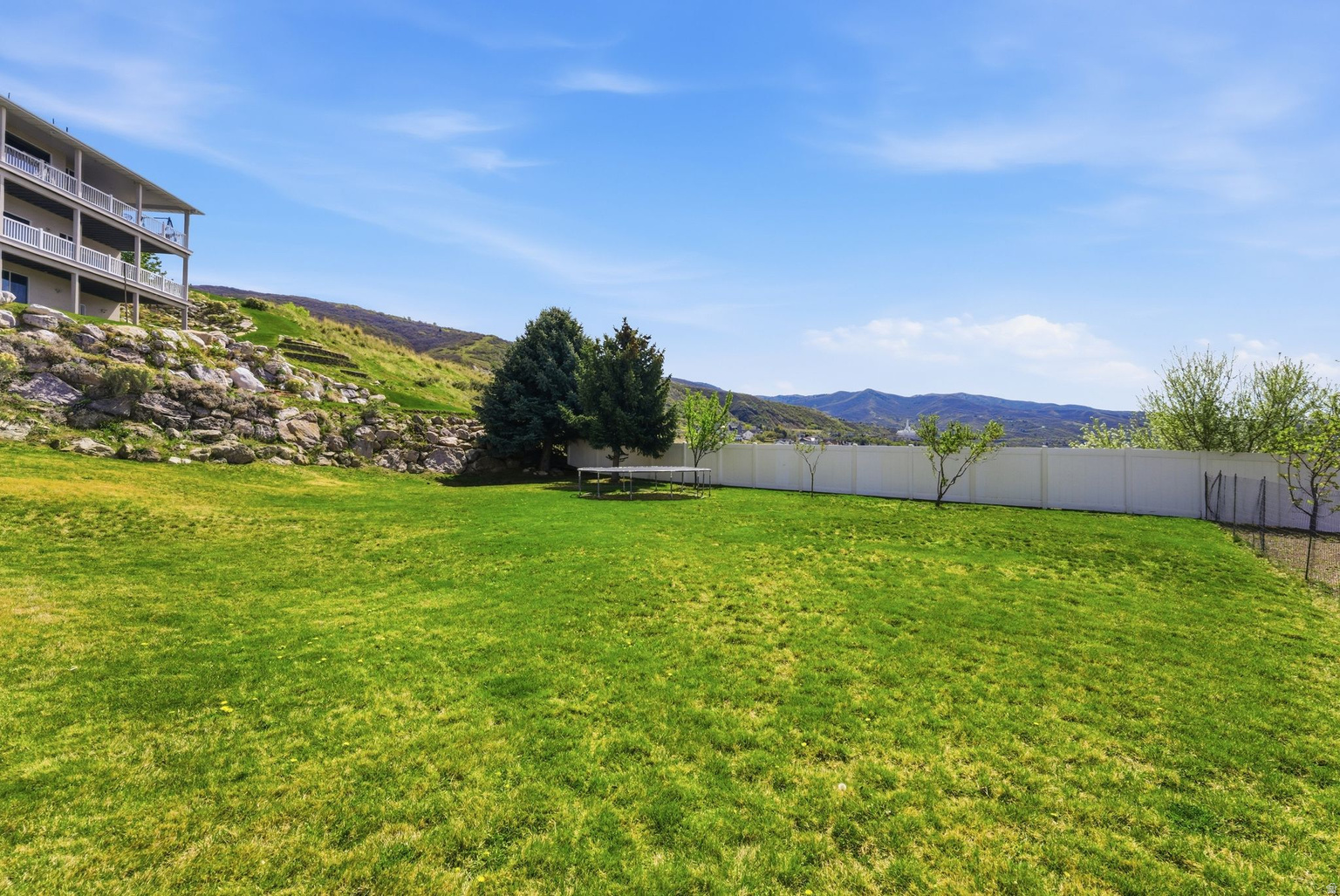 1440 E NORTHRIDGE DR, Bountiful, UT, 84010