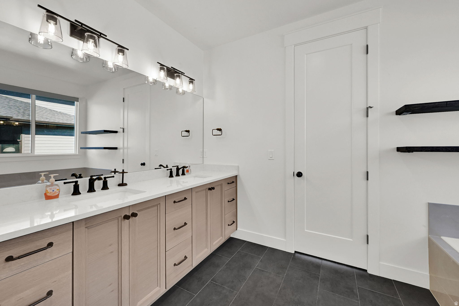 532 S 1450 W, Farmington, UT, 84025