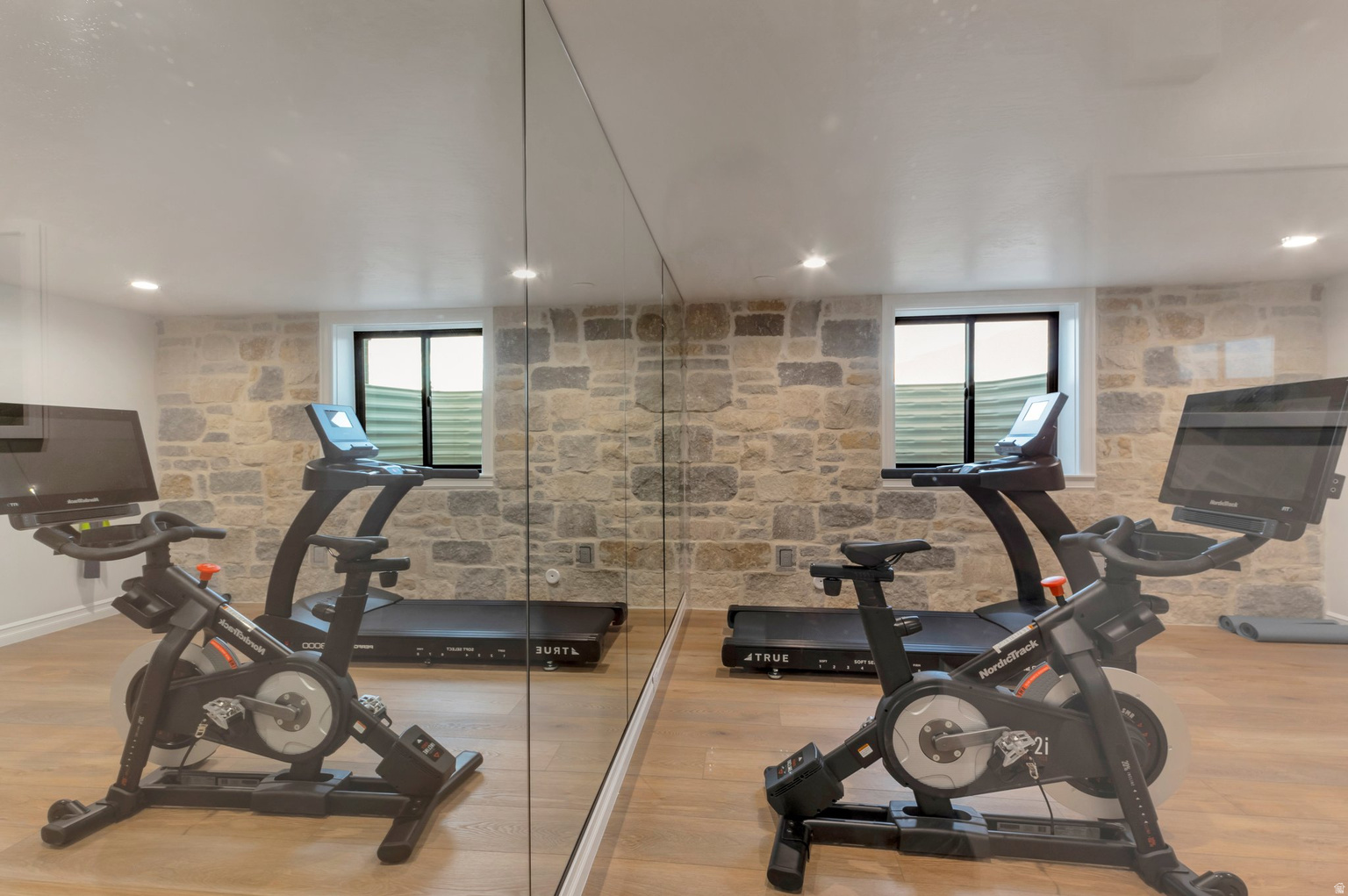 1649 W PHEASANT MEADOW DR, Kaysville, UT, 84037