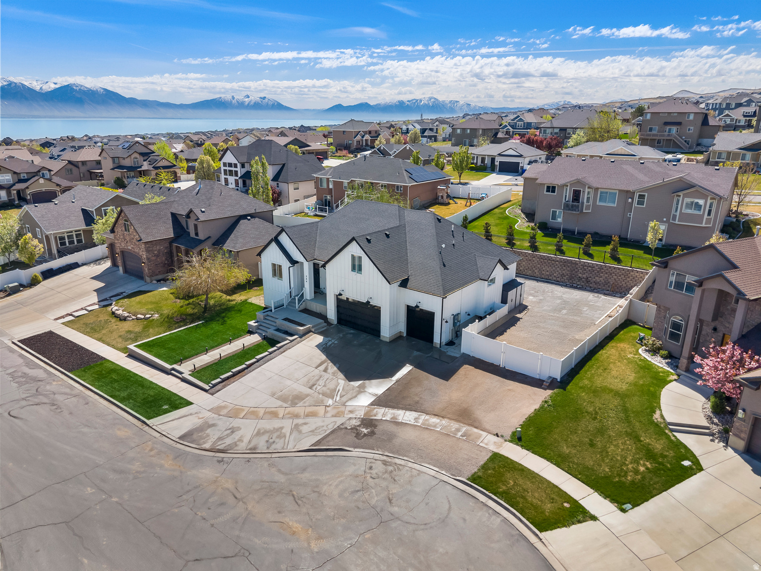 244 W COLUMBINE CIR S, Saratoga  Springs, UT, 84045