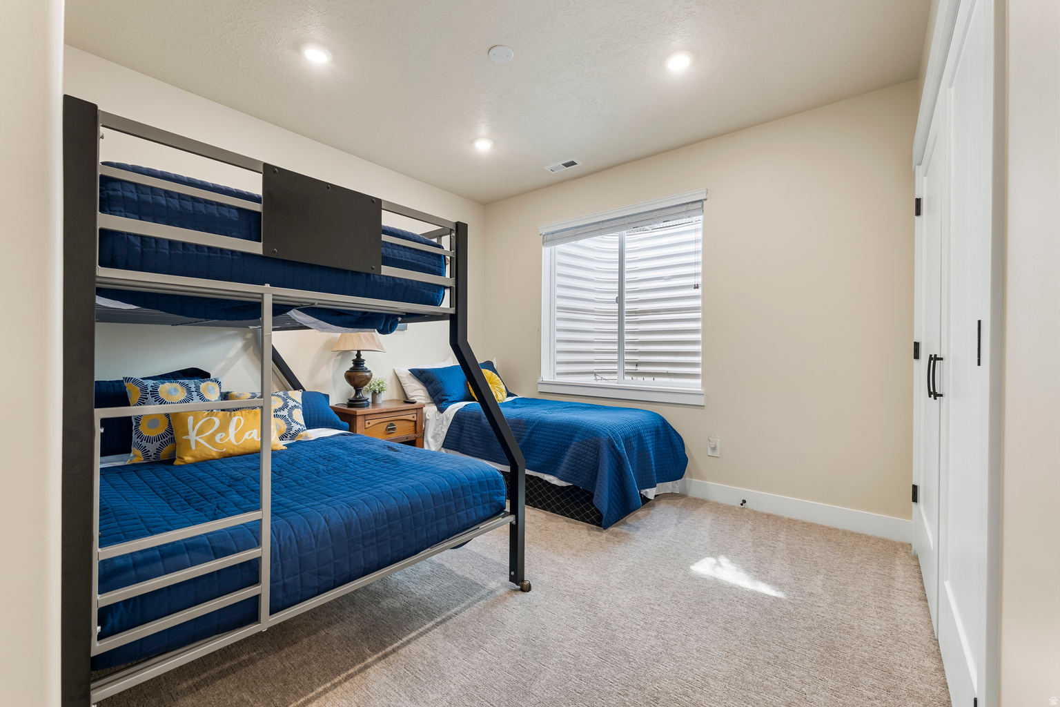 244 W COLUMBINE CIR S, Saratoga  Springs, UT, 84045