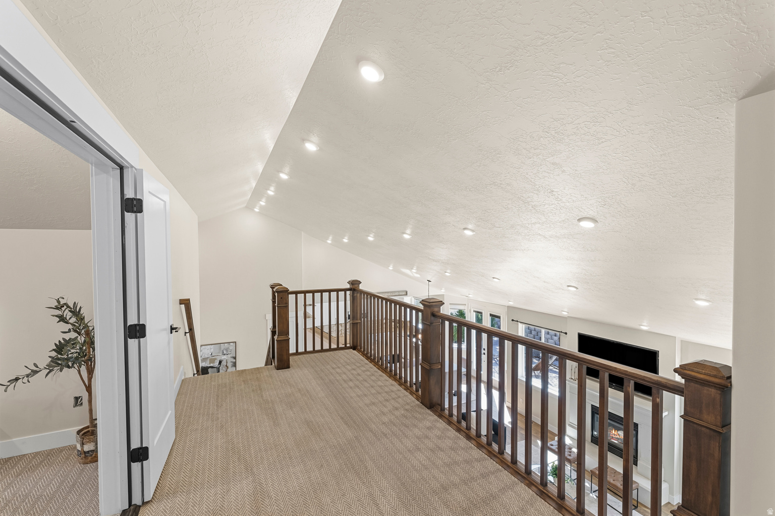 244 W COLUMBINE CIR S, Saratoga  Springs, UT, 84045