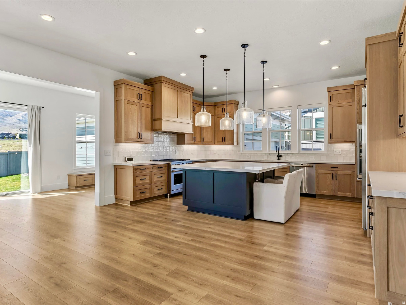 563 W FOUNDERS BLVD, Saratoga  Springs, UT, 84045