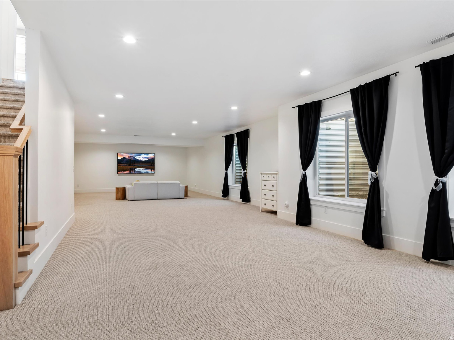 563 W FOUNDERS BLVD, Saratoga  Springs, UT, 84045