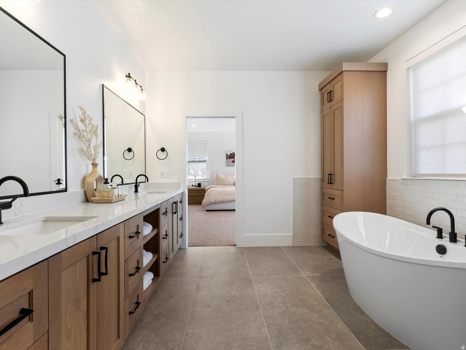 563 W FOUNDERS BLVD, Saratoga  Springs, UT, 84045