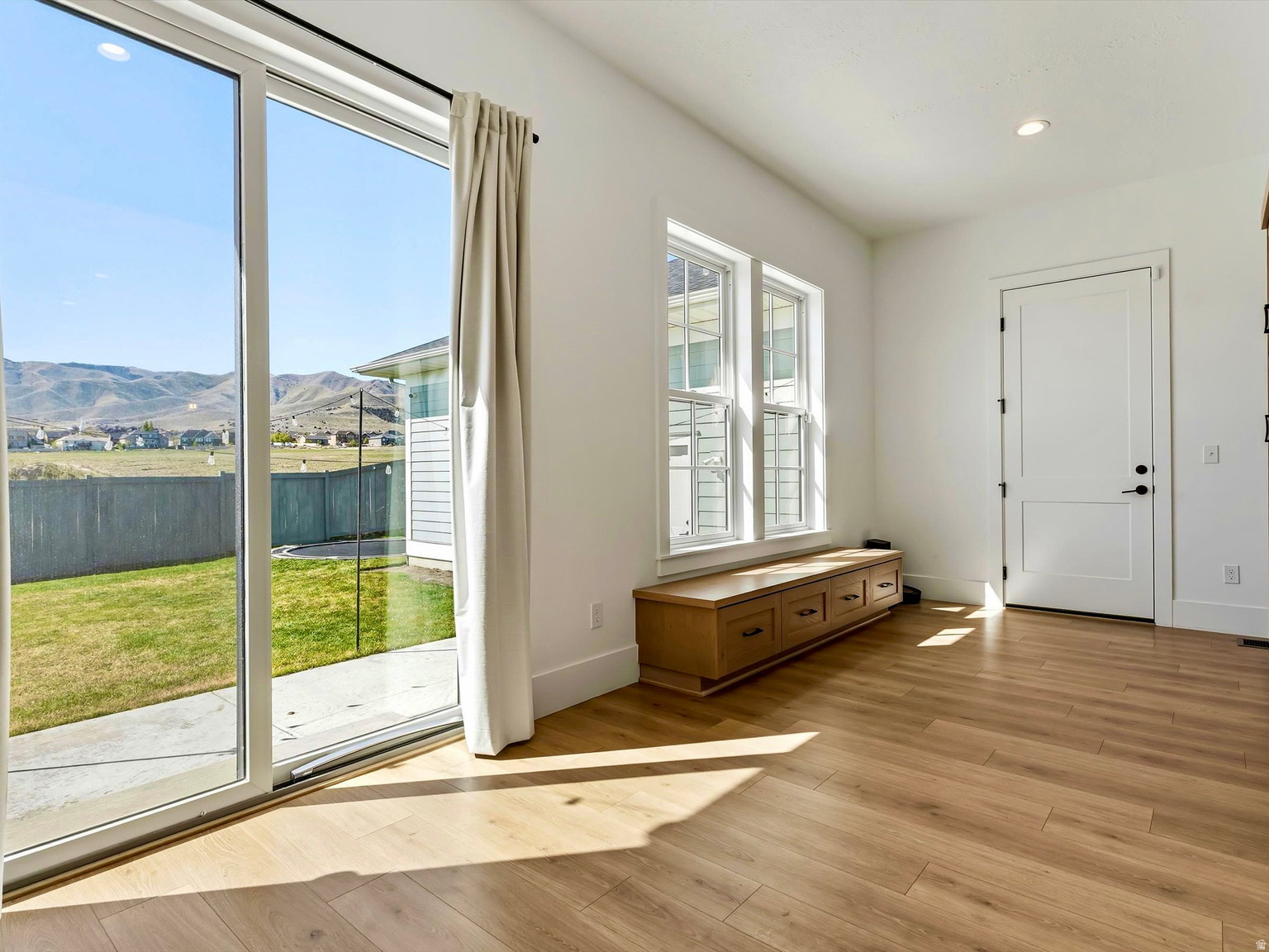 563 W FOUNDERS BLVD, Saratoga  Springs, UT, 84045