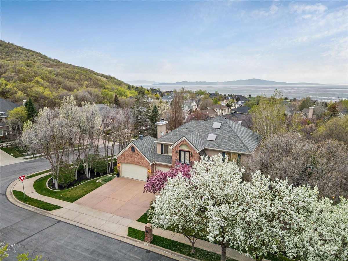 1095 E MARIWOOD CIR, North  Salt  Lake, UT, 84054