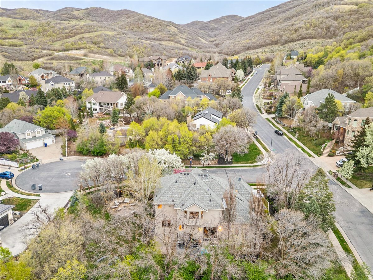 1095 E MARIWOOD CIR, North  Salt  Lake, UT, 84054