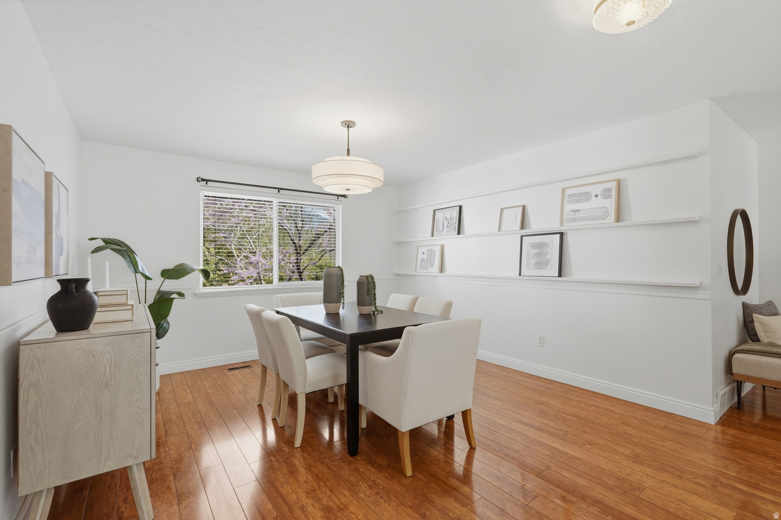 1893 E VISCOUNTI DR S, Sandy, UT, 84093